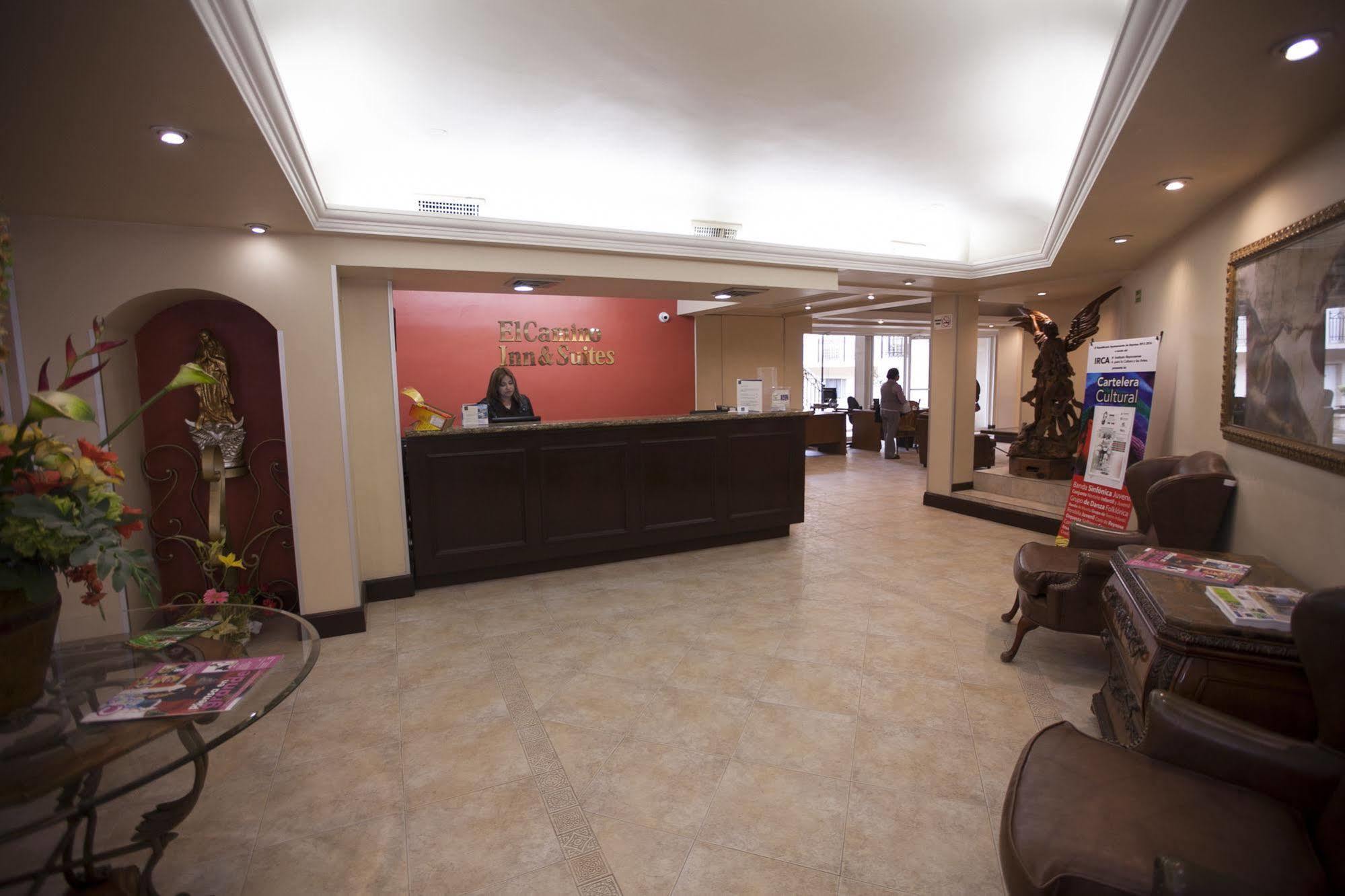 Hotel El Camino Inn & Suites Reynosa Buitenkant foto